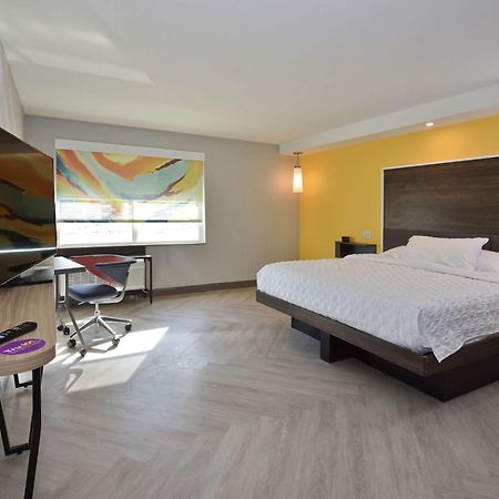 Tru By Hilton Lawrence Hotel Luaran gambar