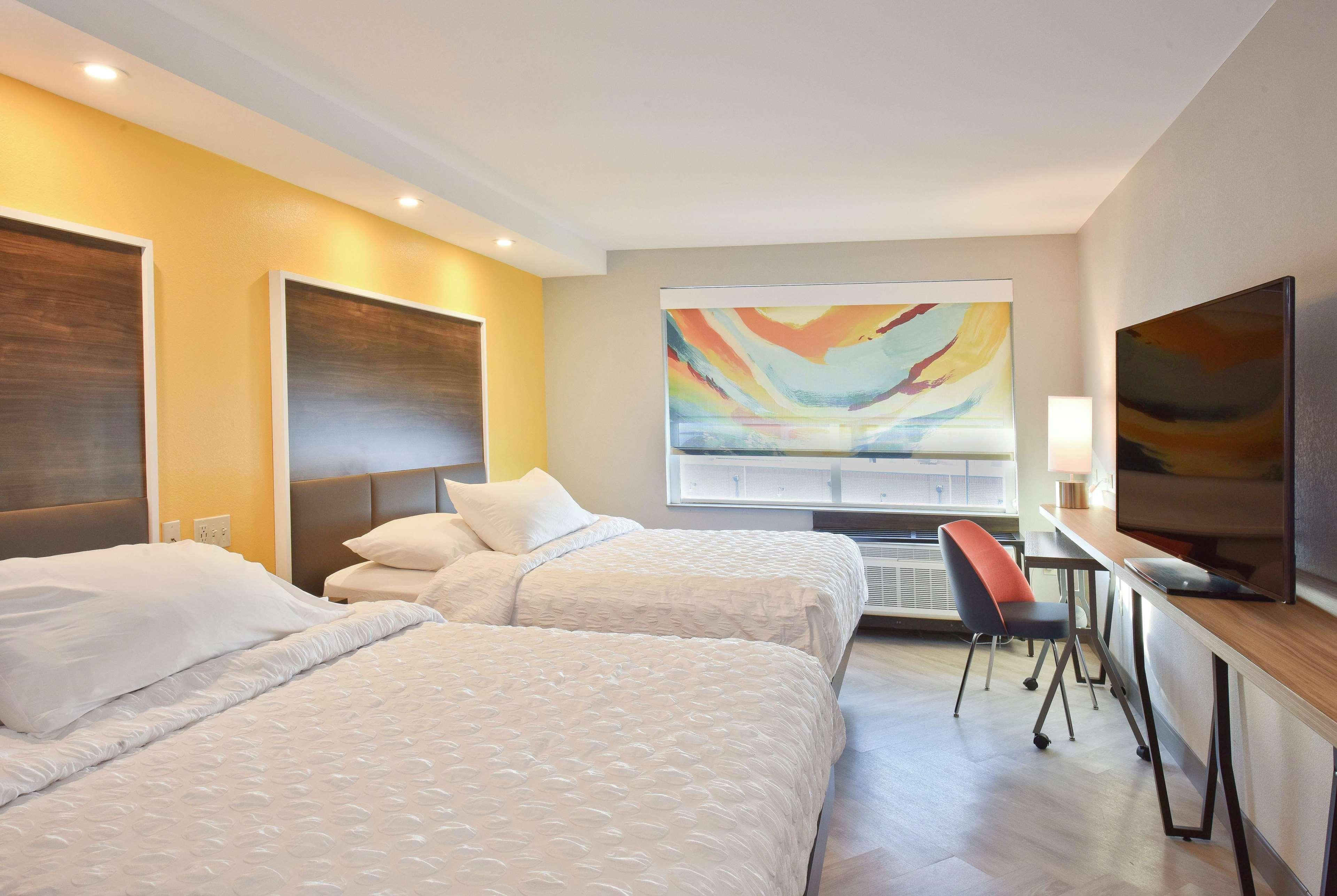 Tru By Hilton Lawrence Hotel Luaran gambar