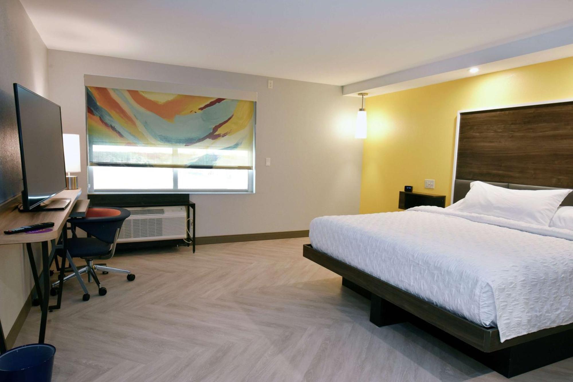Tru By Hilton Lawrence Hotel Luaran gambar